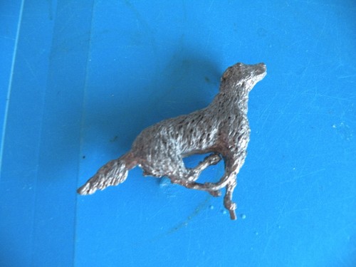 Hound dog fox hunt - on,